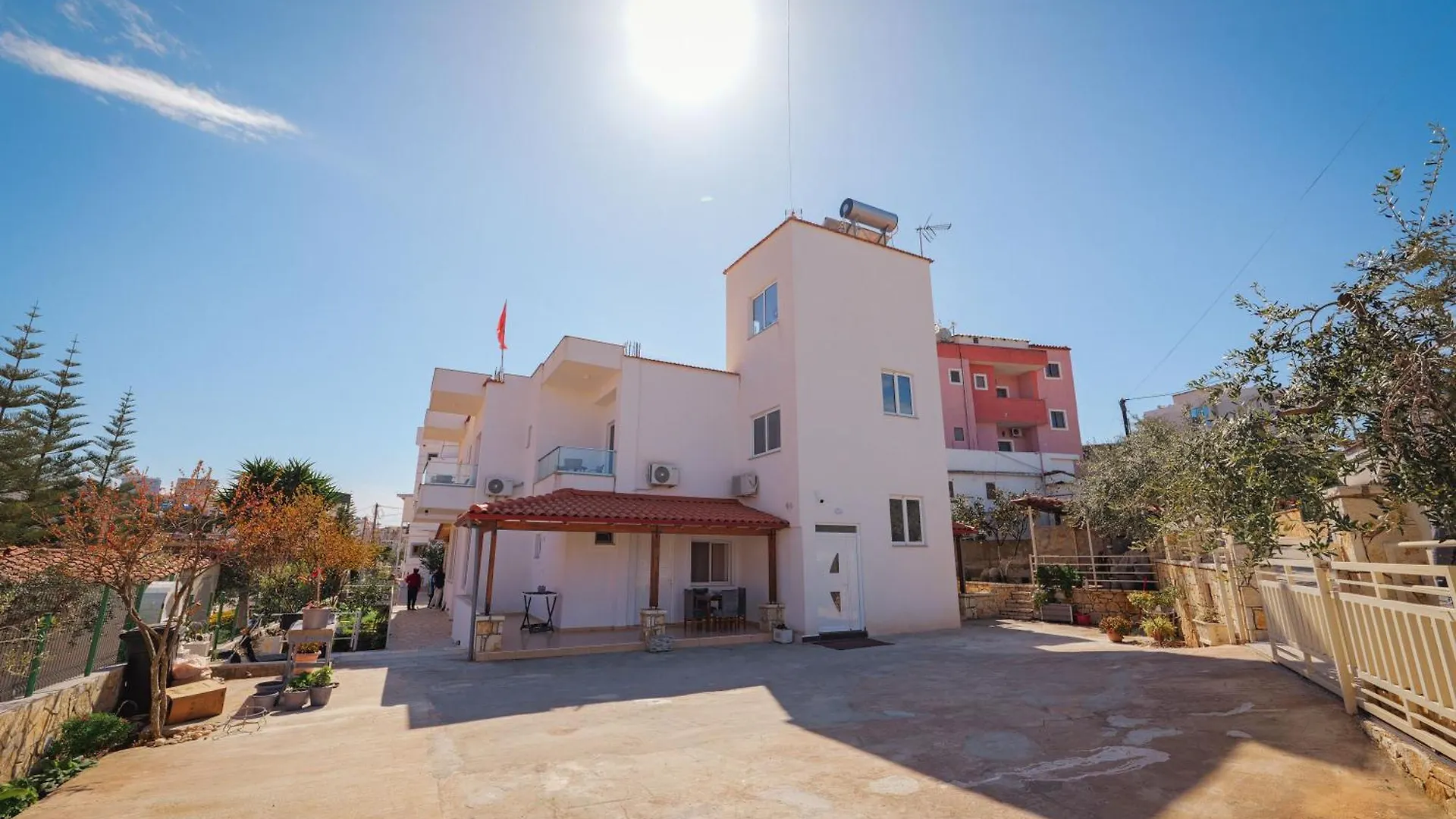 Villa Family Garden Εξαμίλιο
