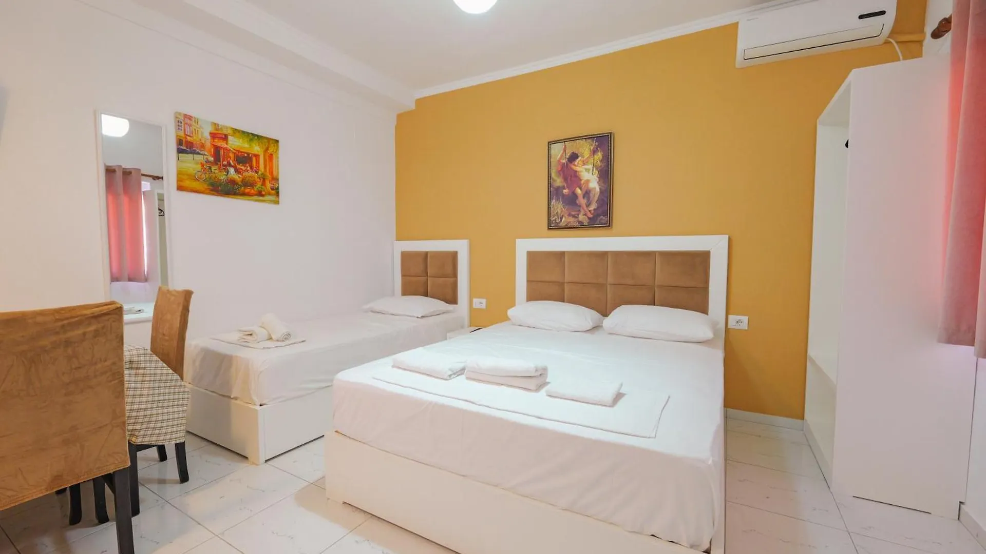 Διαμέρισμα Villa Family Garden Εξαμίλιο
