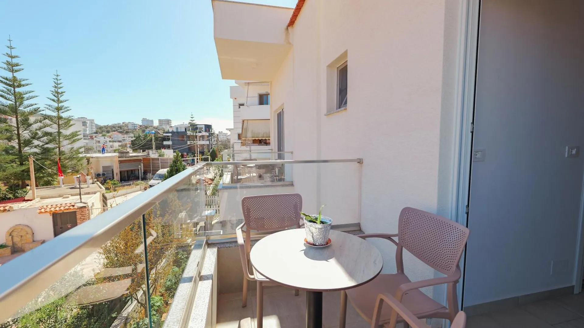 Villa Family Garden Εξαμίλιο Διαμέρισμα