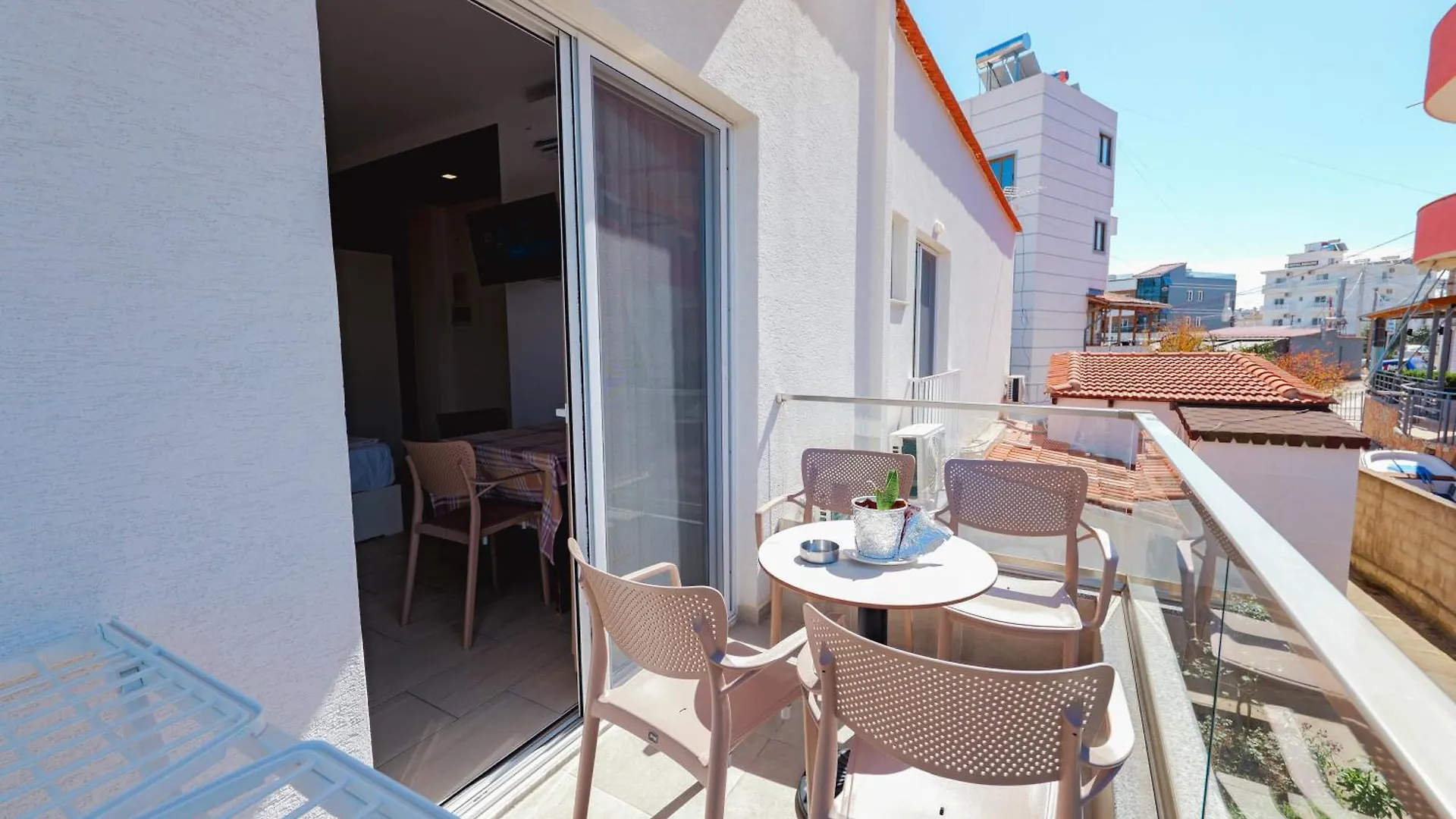 Villa Family Garden Εξαμίλιο 0*,